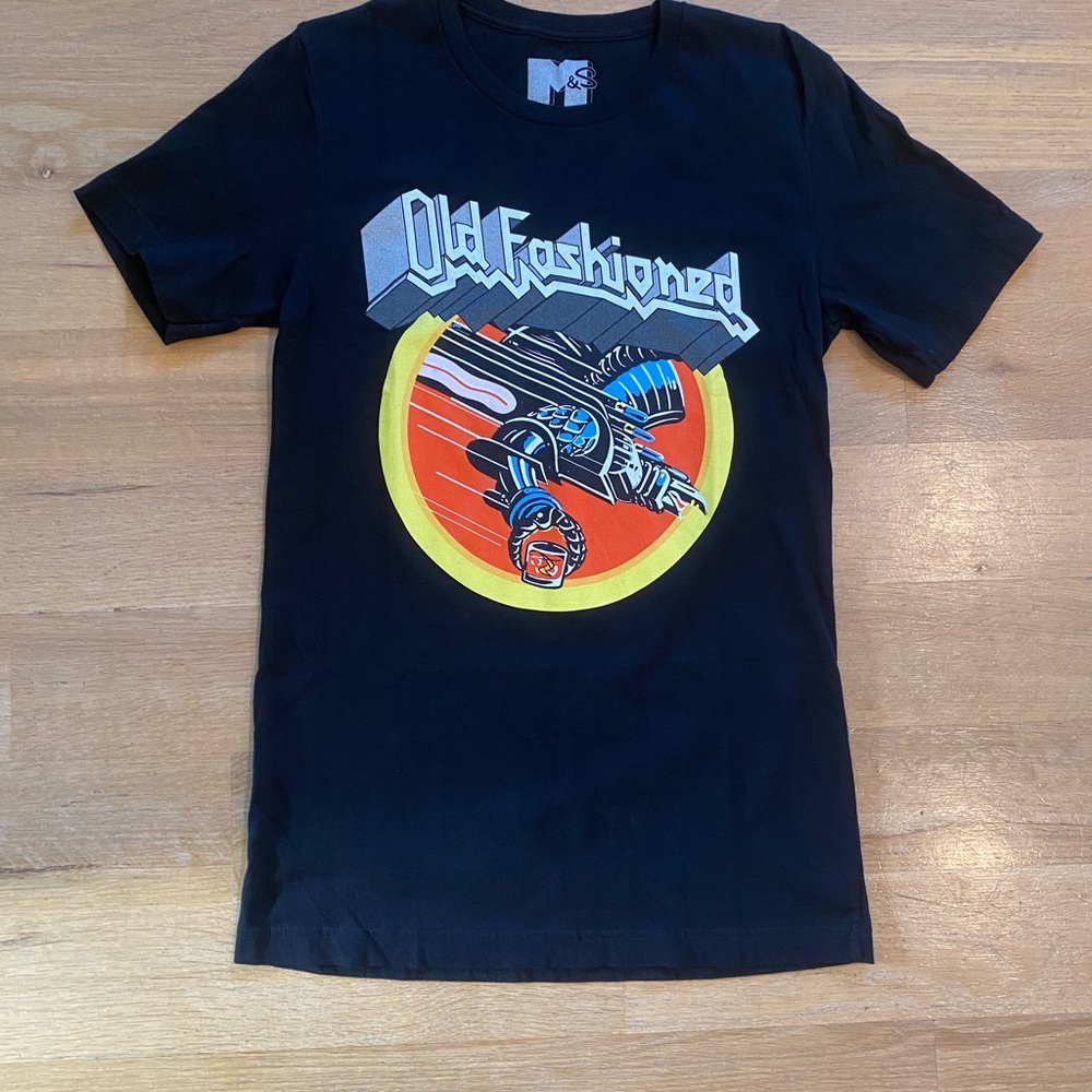 Mover & Shaker Small Black T-Shirt 
Old Fashioned Cocktail/Band Tee